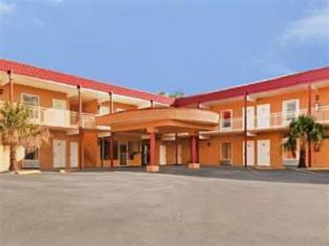 motels in tavares florida